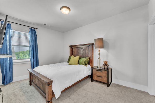 2703 20th Place, Rogers, AR 72758