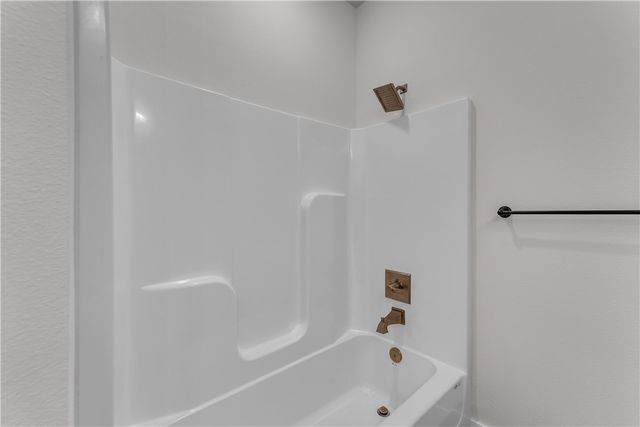 2703 20th Place, Rogers, AR 72758