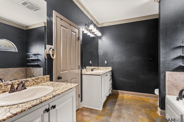 12462 Katie Dr, Gonzales, LA 70737
