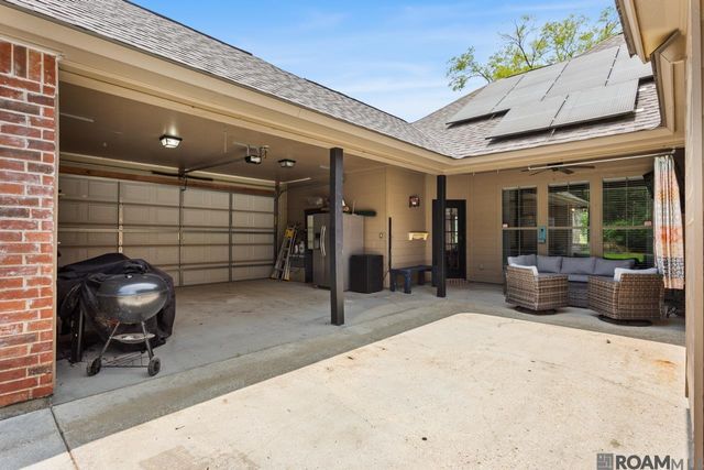 12462 Katie Dr, Gonzales, LA 70737