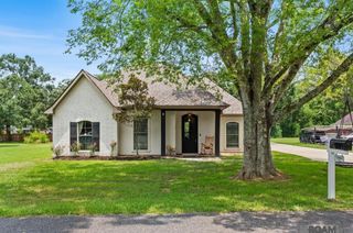 12462 Katie Dr, Gonzales, LA 70737