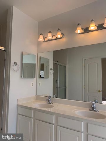 9793 CORBETT PL, Manassas Park, VA 20111