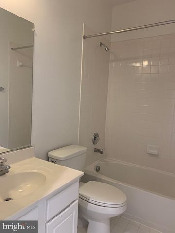 9793 CORBETT PL, Manassas Park, VA 20111
