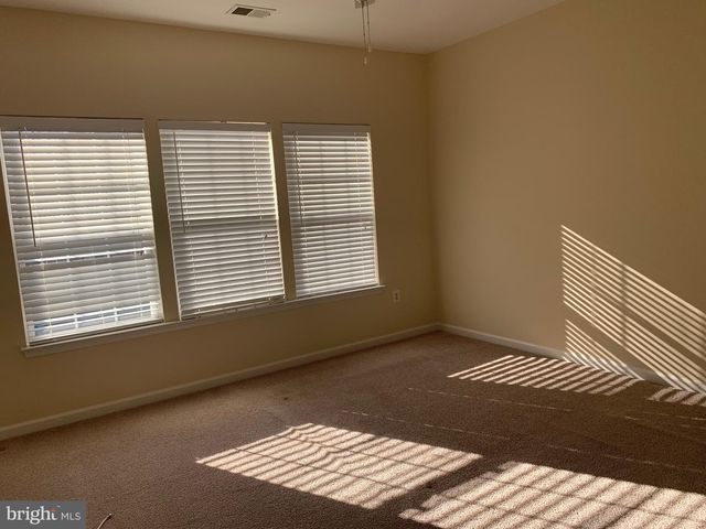 9793 CORBETT PL, Manassas Park, VA 20111
