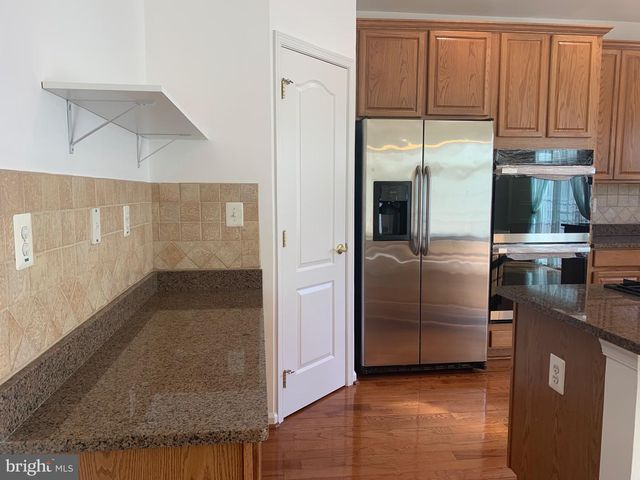 9793 CORBETT PL, Manassas Park, VA 20111