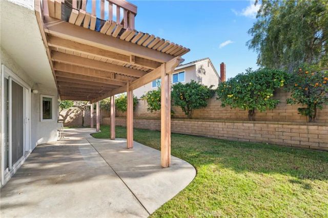 846 Mooncrest Circle, Brea, CA 92821