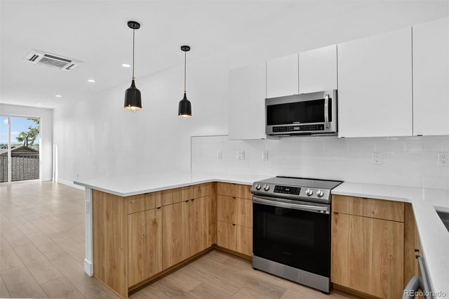 5128 W 26th Avenue 207, Denver, CO 80212