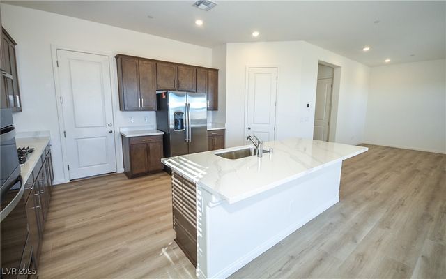 552 Parkwind Lane, Las Vegas, NV 89138