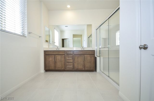 552 Parkwind Lane, Las Vegas, NV 89138