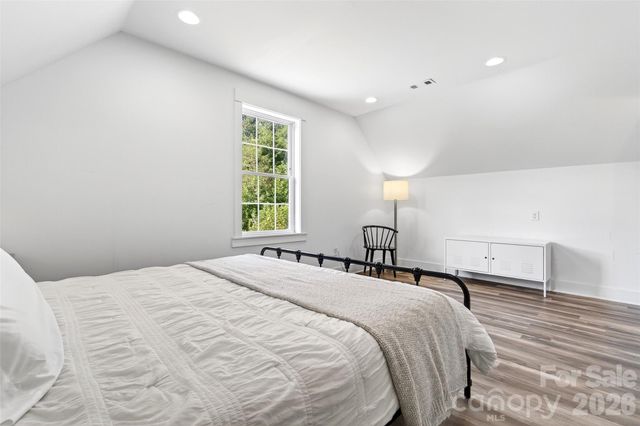 8026 Buck Creek Road, Marion, NC 28752