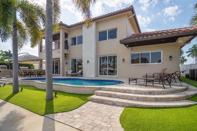 2461 SE 10th Street, Pompano Beach, FL 33062