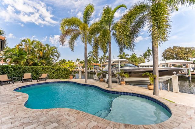 2461 SE 10th Street, Pompano Beach, FL 33062