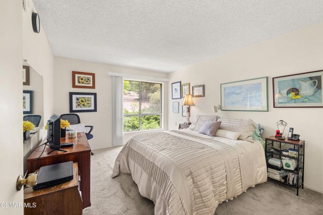 286 Oakleaf Drive 32, Thousand Oaks, CA 91360