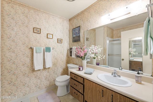 286 Oakleaf Drive 32, Thousand Oaks, CA 91360