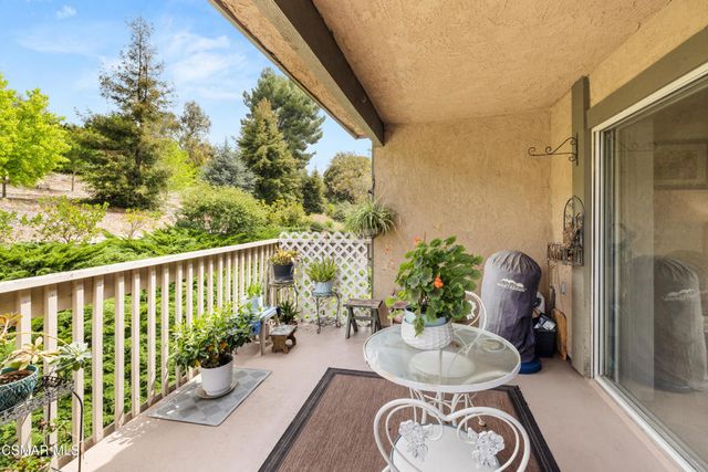 286 Oakleaf Drive 32, Thousand Oaks, CA 91360