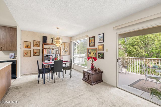 286 Oakleaf Drive 32, Thousand Oaks, CA 91360