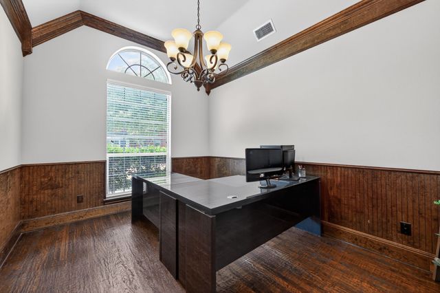 1955 Sandy Creek Drive, Frisco, TX 75033