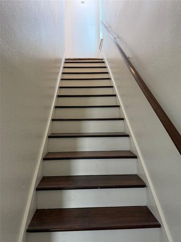 146 Mauna Kea LN B, Bastrop, TX 78602