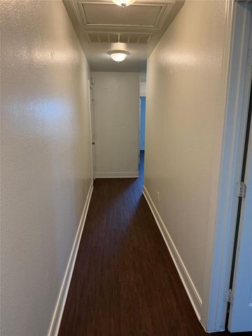 146 Mauna Kea LN B, Bastrop, TX 78602