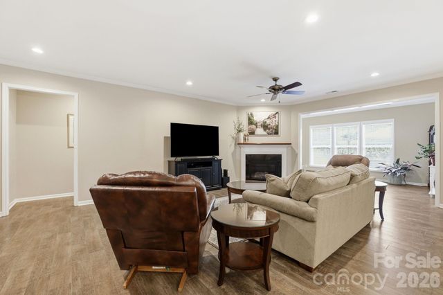 15802 Reynolds Drive, Fort Mill, SC 29707