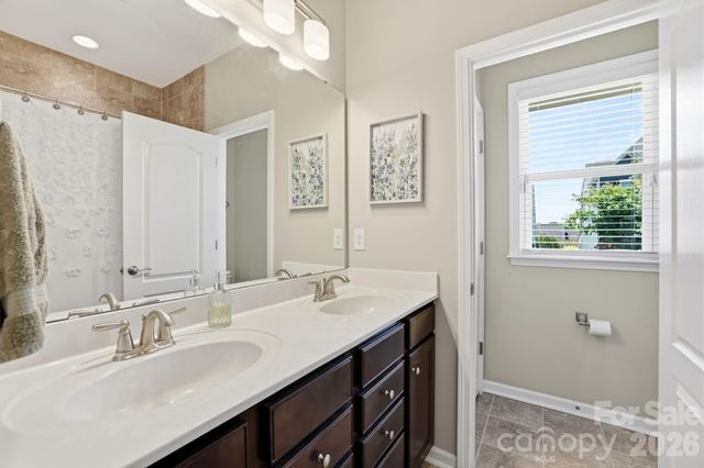 15802 Reynolds Drive, Fort Mill, SC 29707
