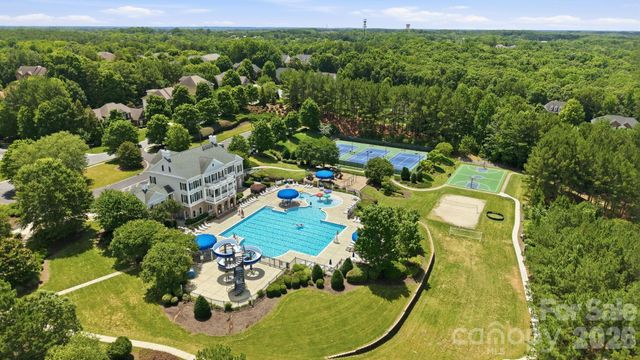 15802 Reynolds Drive, Fort Mill, SC 29707
