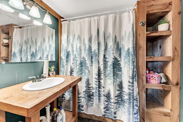 369 Mountain Dale Road, Seymour, MO 65746