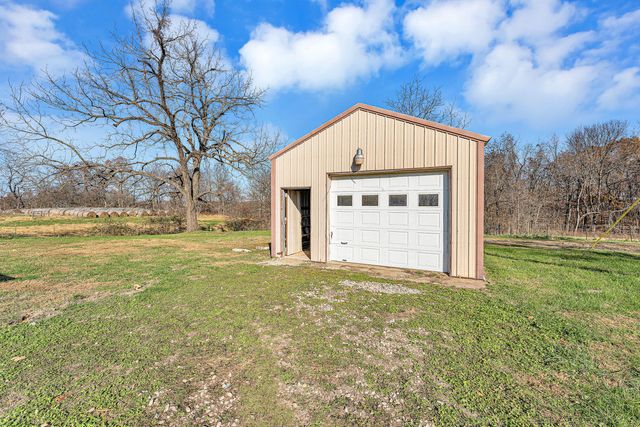 369 Mountain Dale Road, Seymour, MO 65746
