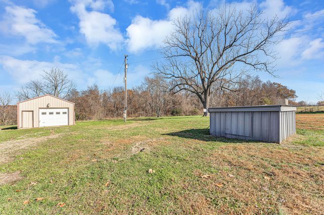 369 Mountain Dale Road, Seymour, MO 65746