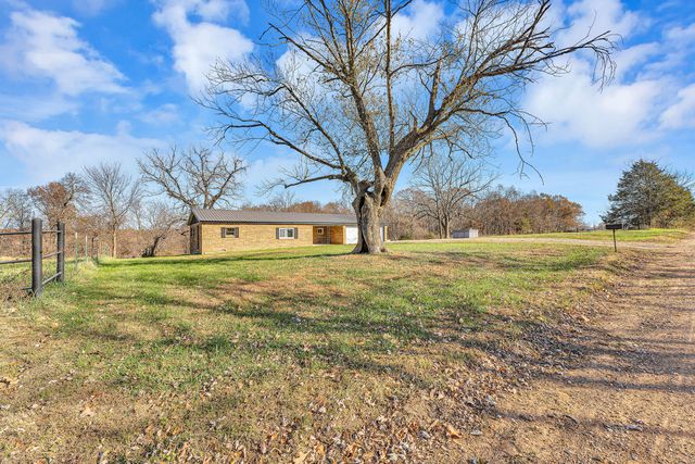 369 Mountain Dale Road, Seymour, MO 65746