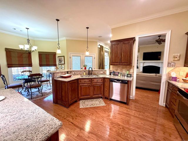 922 Sinclair Court, Searcy, AR 72143