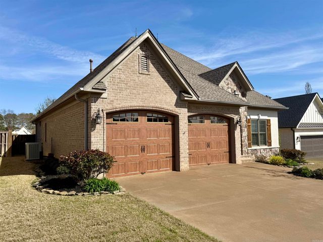 922 Sinclair Court, Searcy, AR 72143