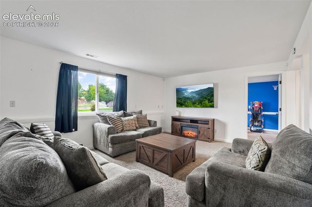 125 E Diamond Road, Fountain, CO 80817
