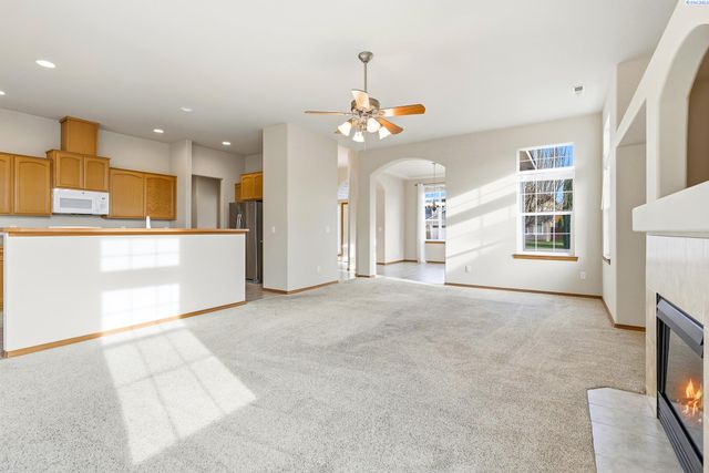 116 S Idaho St., Kennewick, WA 99336