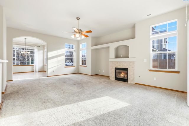 116 S Idaho St., Kennewick, WA 99336