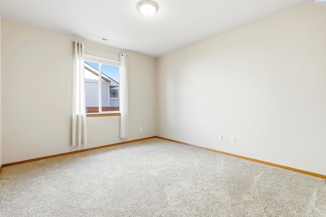 116 S Idaho St., Kennewick, WA 99336