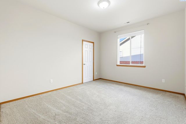 116 S Idaho St., Kennewick, WA 99336