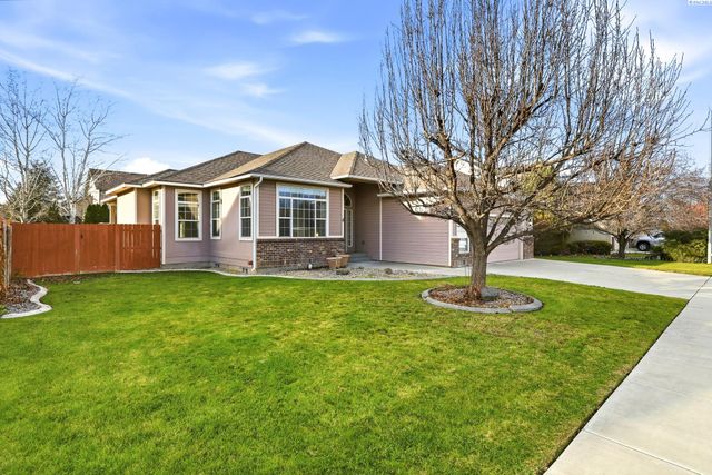 116 S Idaho St., Kennewick, WA 99336