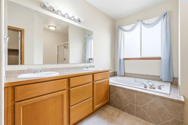 116 S Idaho St., Kennewick, WA 99336