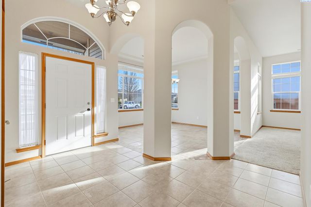 116 S Idaho St., Kennewick, WA 99336