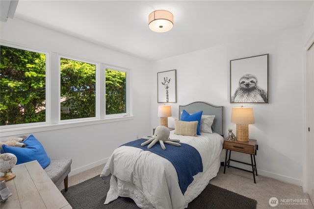 512 N 92nd Street, Seattle, WA 98103