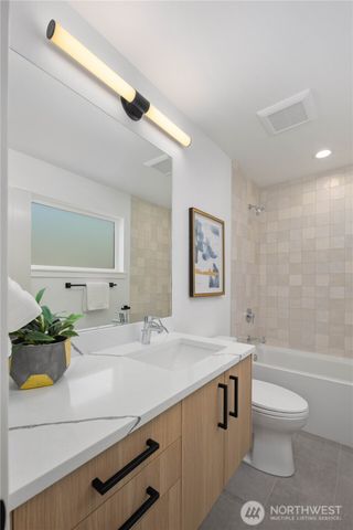 512 N 92nd Street, Seattle, WA 98103