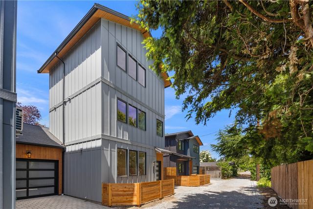 512 N 92nd Street, Seattle, WA 98103