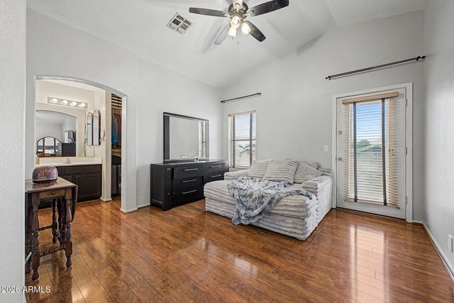 6114 E ROLAND Street, Mesa, AZ 85215