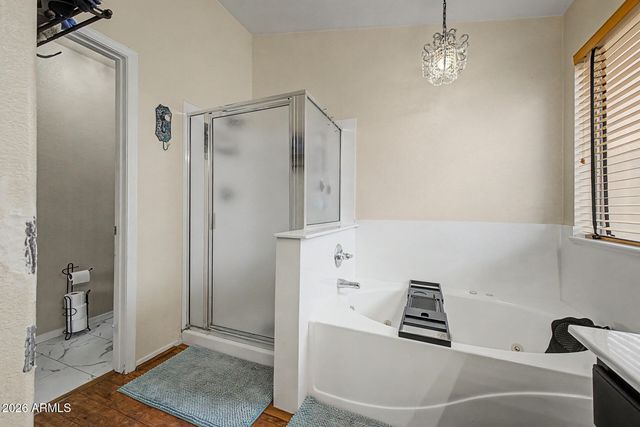 6114 E ROLAND Street, Mesa, AZ 85215