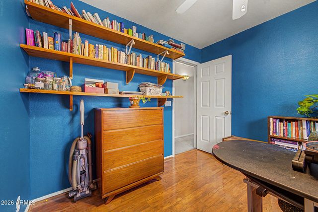 6114 E ROLAND Street, Mesa, AZ 85215