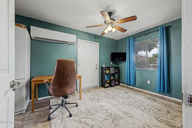 6114 E ROLAND Street, Mesa, AZ 85215