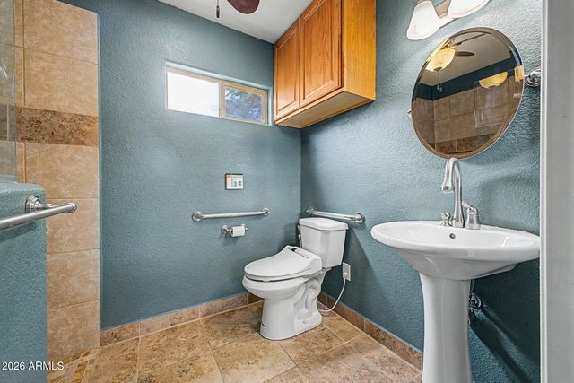 6114 E ROLAND Street, Mesa, AZ 85215