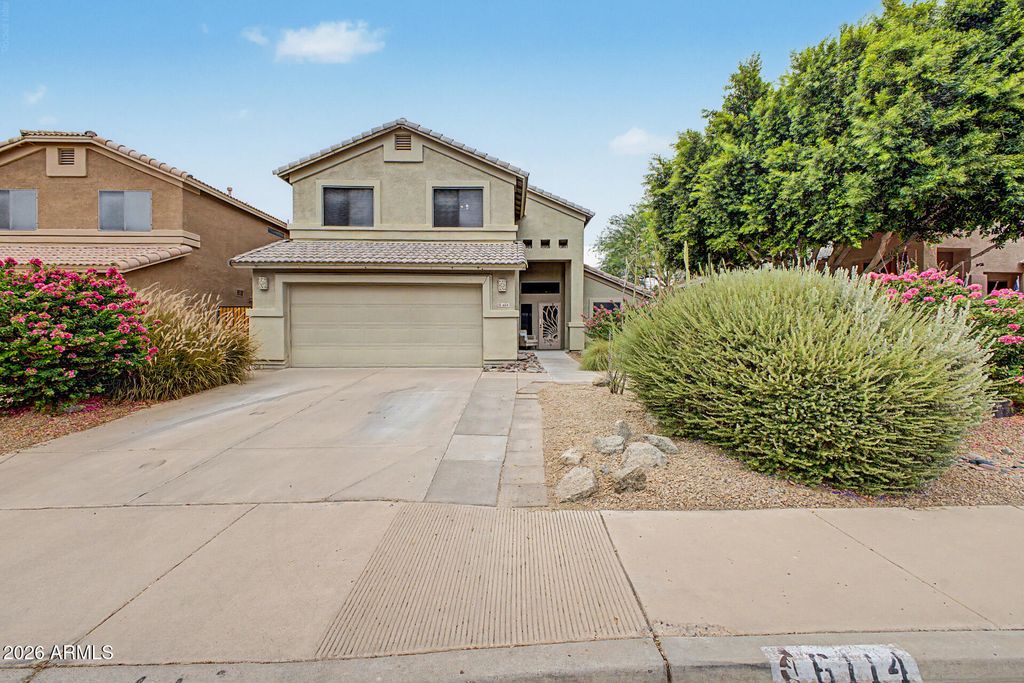 6114 E ROLAND Street, Mesa, AZ 85215
