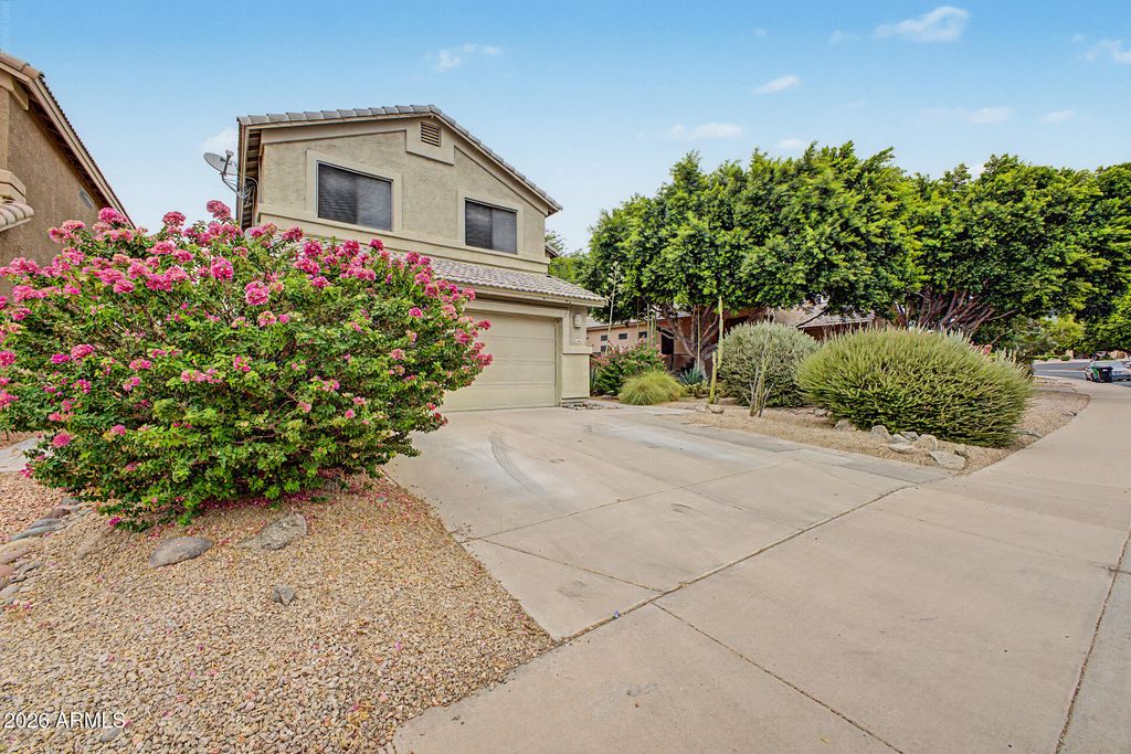 6114 E ROLAND Street, Mesa, AZ 85215 — photo 2